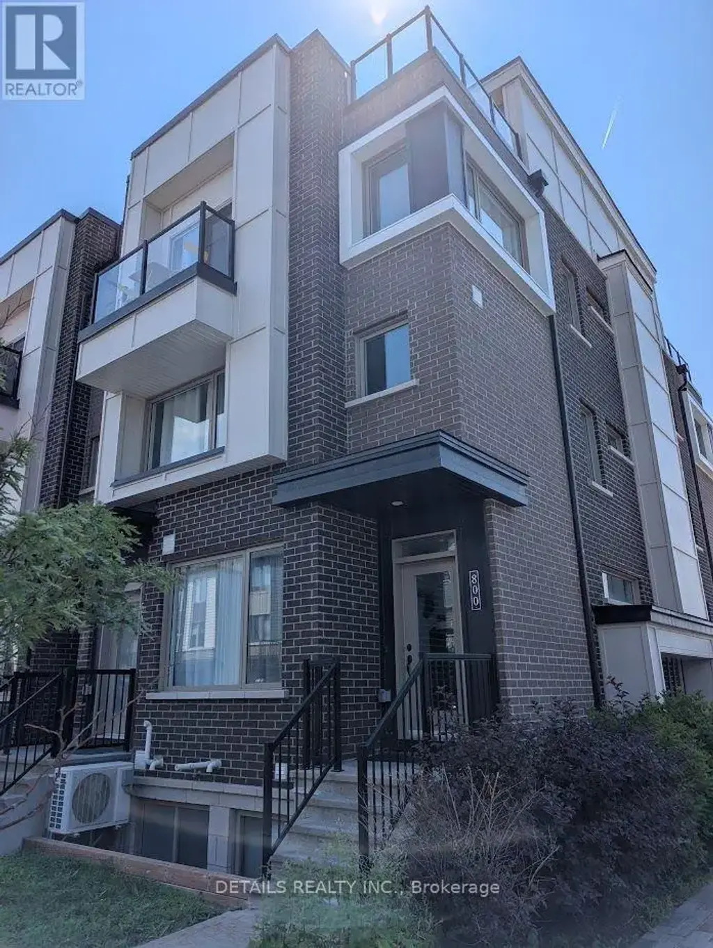 800 Kiniw Private, Ottawa